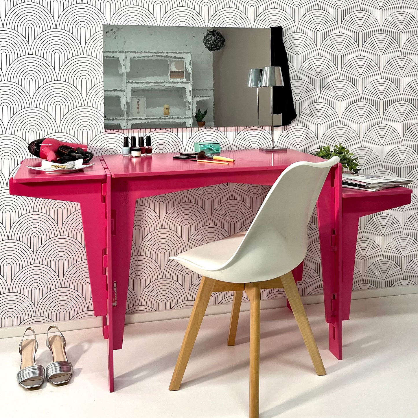 LIMITED EDITION Barbiecore Glam Vanity Table